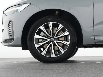 VOLVO XC60 B4 Diesel AWD Plus Dark 19  VOLL-LED ACC