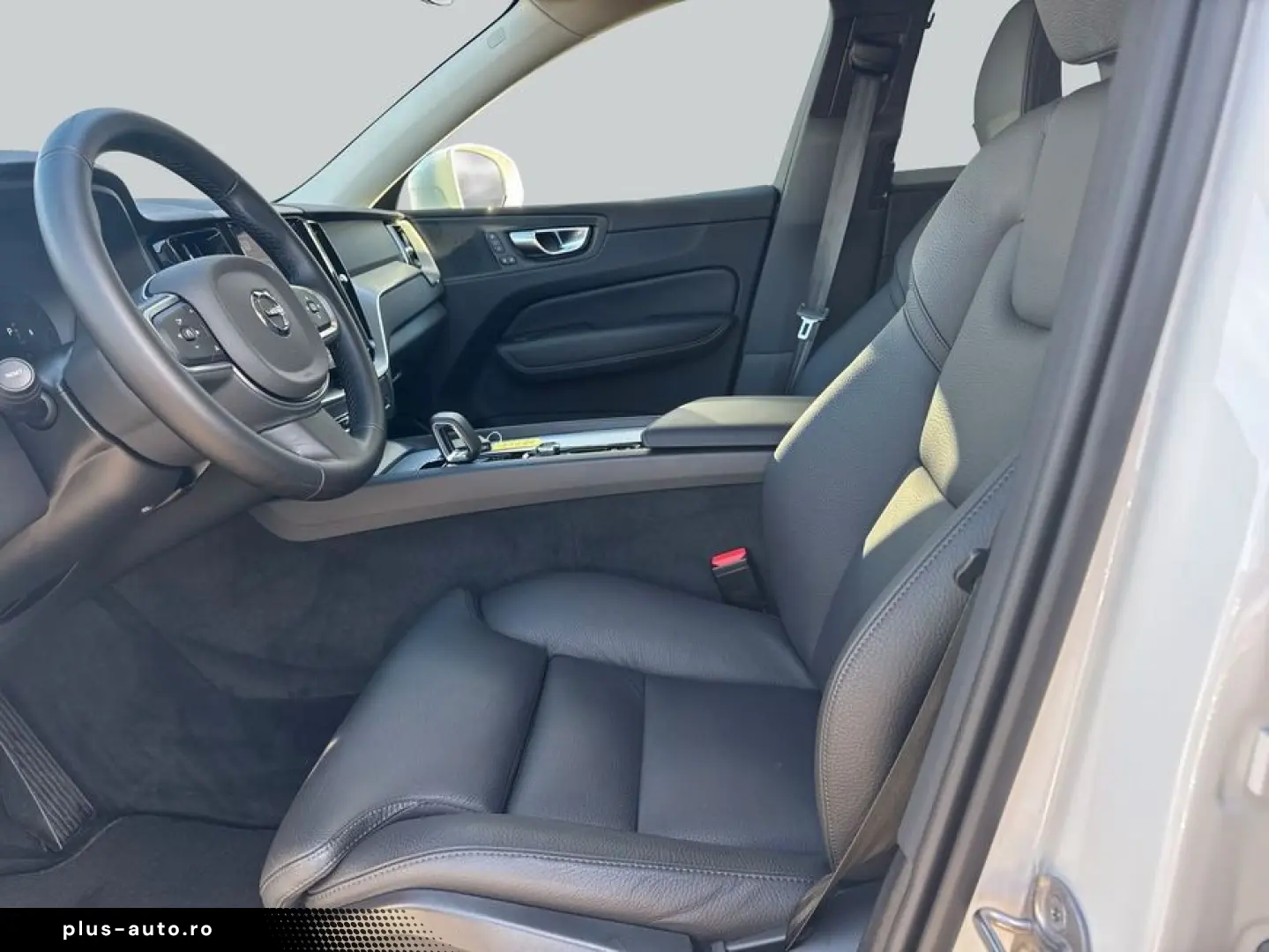 VOLVO XC60 B5 B AWD Core