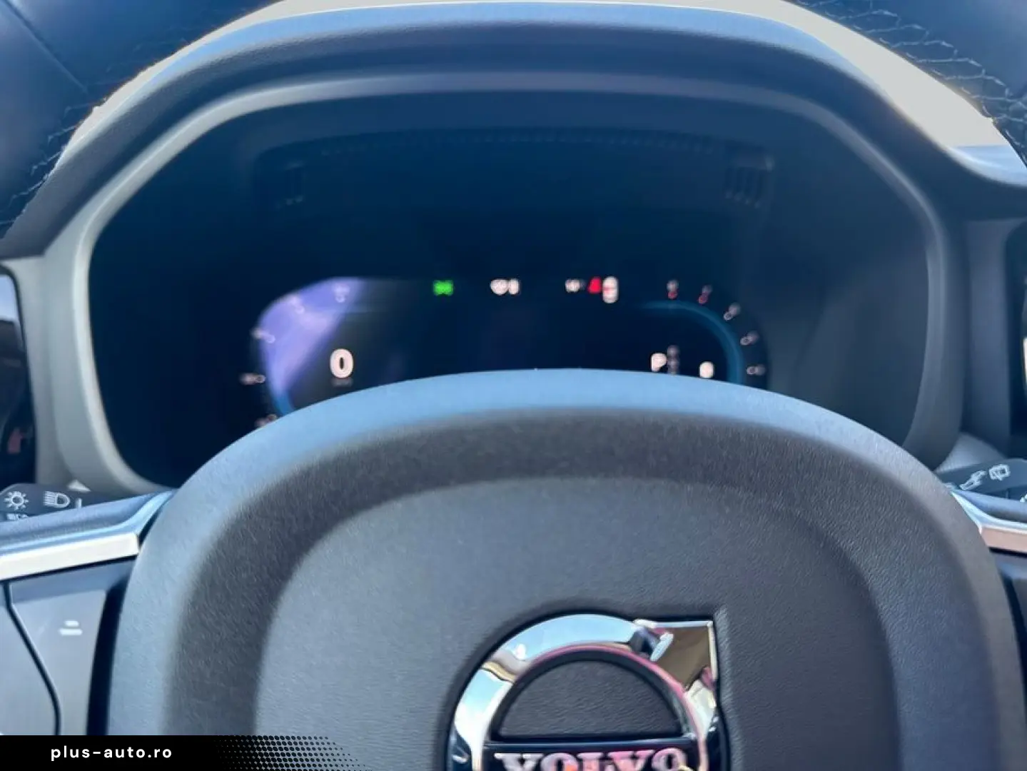 VOLVO XC60 B5 B AWD Core