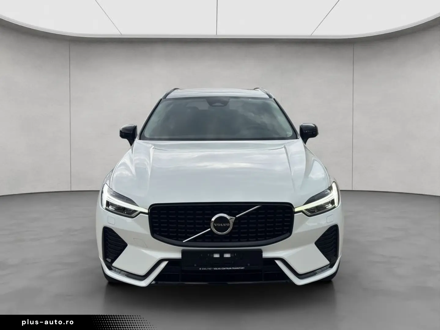 VOLVO XC60 B4 AWD Plus-Dark Aut Leder Voll-LED Google-