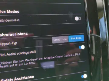 VOLVO XC60 Plus Dark 2WD B4 Diesel EU6d Digitales Cock