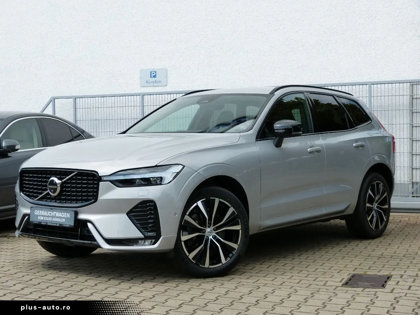 VOLVO XC60 B4 Plus Dark Auto ACC 360