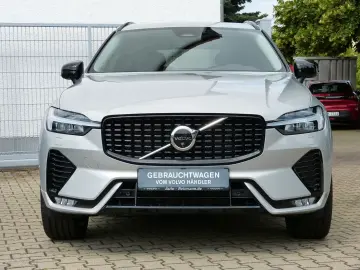 VOLVO XC60 B4 Plus Dark Auto ACC 360