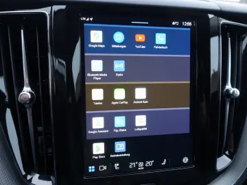 VOLVO XC60 Plus Dark B5 AWD Mild-Hybrid 360 KAM BLIS