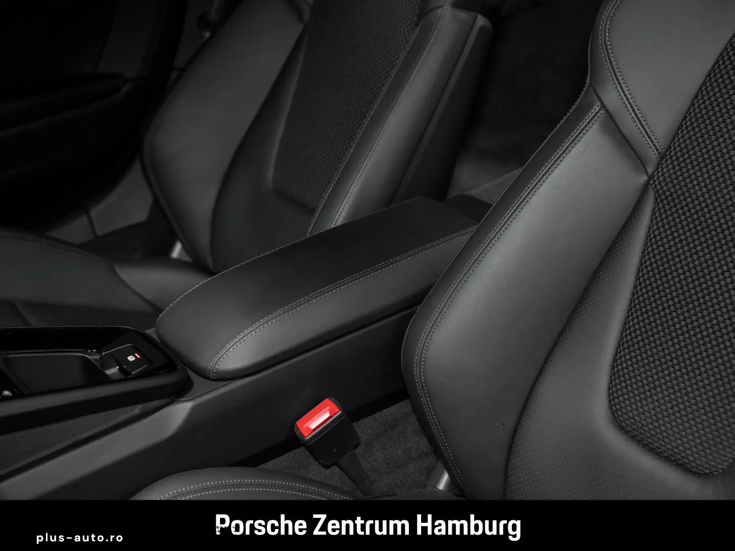 PORSCHE 992 (911) Carrera T BOSE