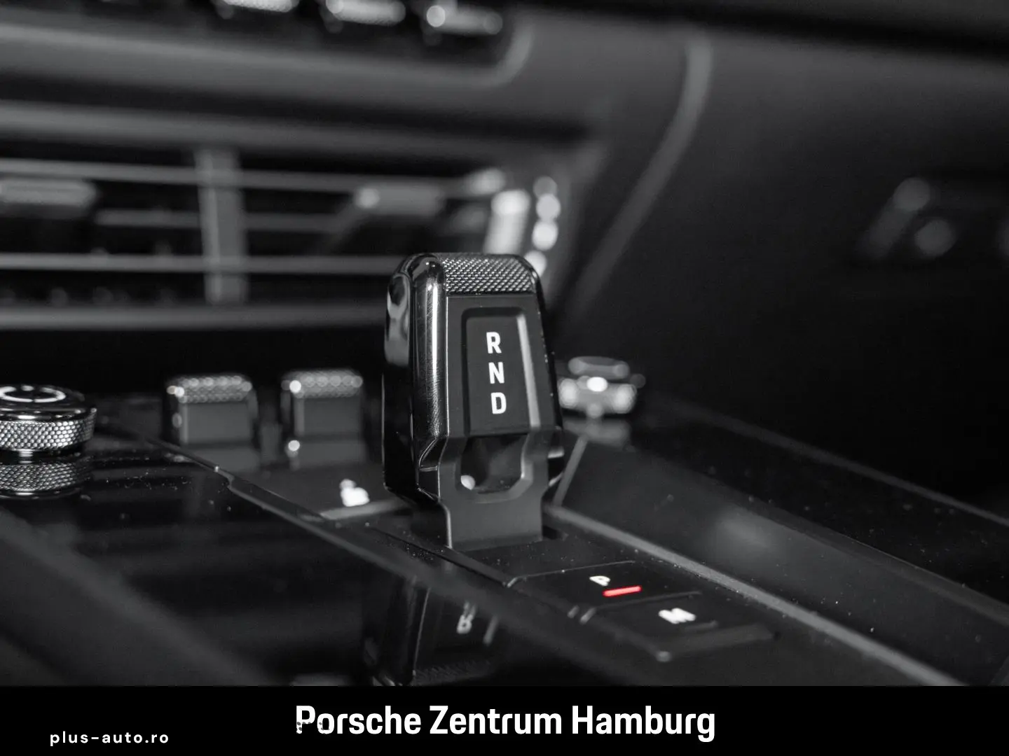 PORSCHE 992 (911) Carrera T BOSE