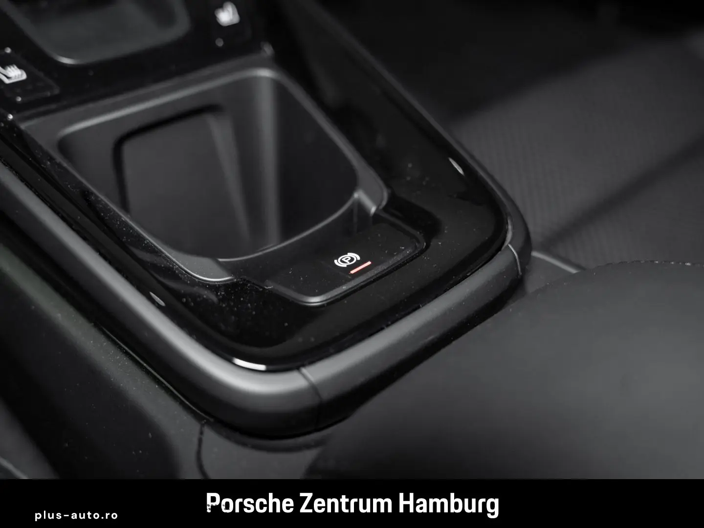 PORSCHE 992 (911) Carrera T BOSE