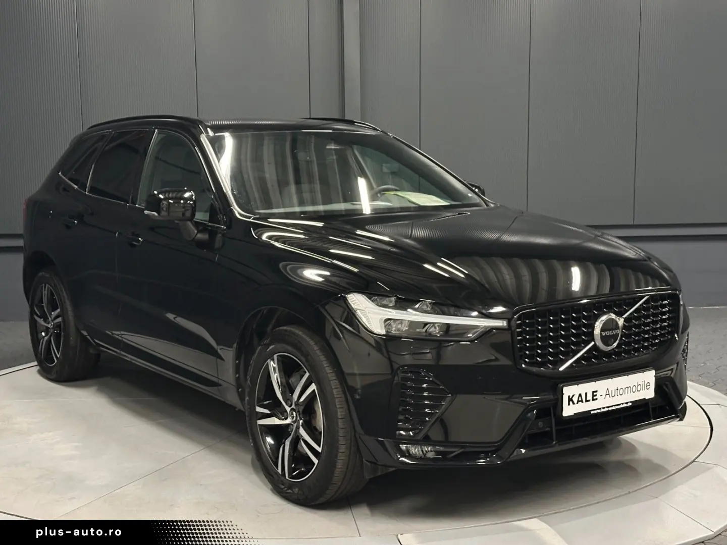 VOLVO XC60 R-Design AWD  19Zoll AHK 360  Harman Kardon