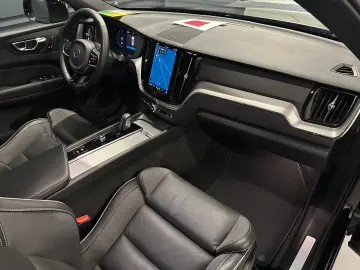 VOLVO XC60 R-Design AWD  19Zoll AHK 360  Harman Kardon