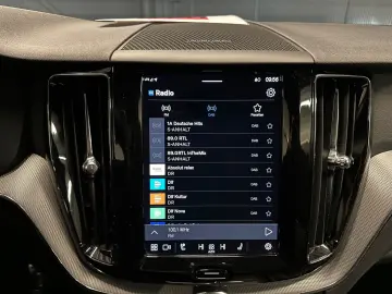 VOLVO XC60 R-Design AWD  19Zoll AHK 360  Harman Kardon