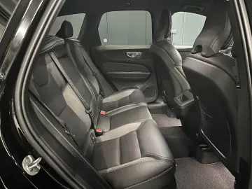 VOLVO XC60 R-Design AWD  19Zoll AHK 360  Harman Kardon