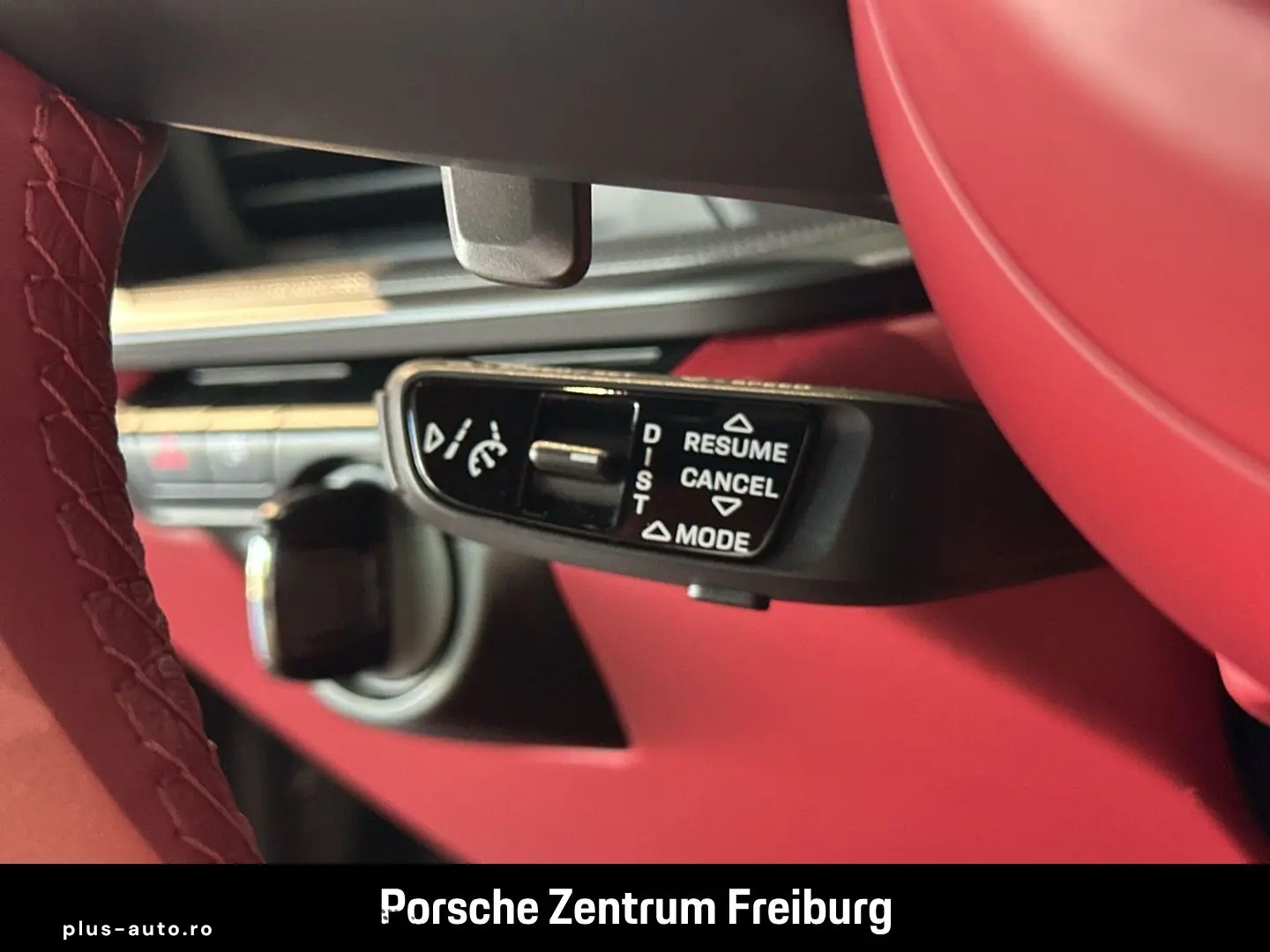 PORSCHE 992 911 Carrera 4S InnoDrive LED-Matrix BOSE