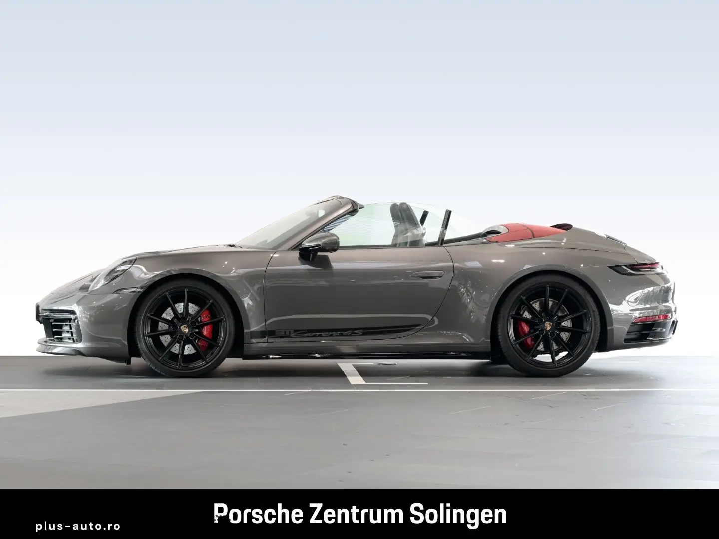 PORSCHE 992 911 Carrera 4S Cabrio Chrono