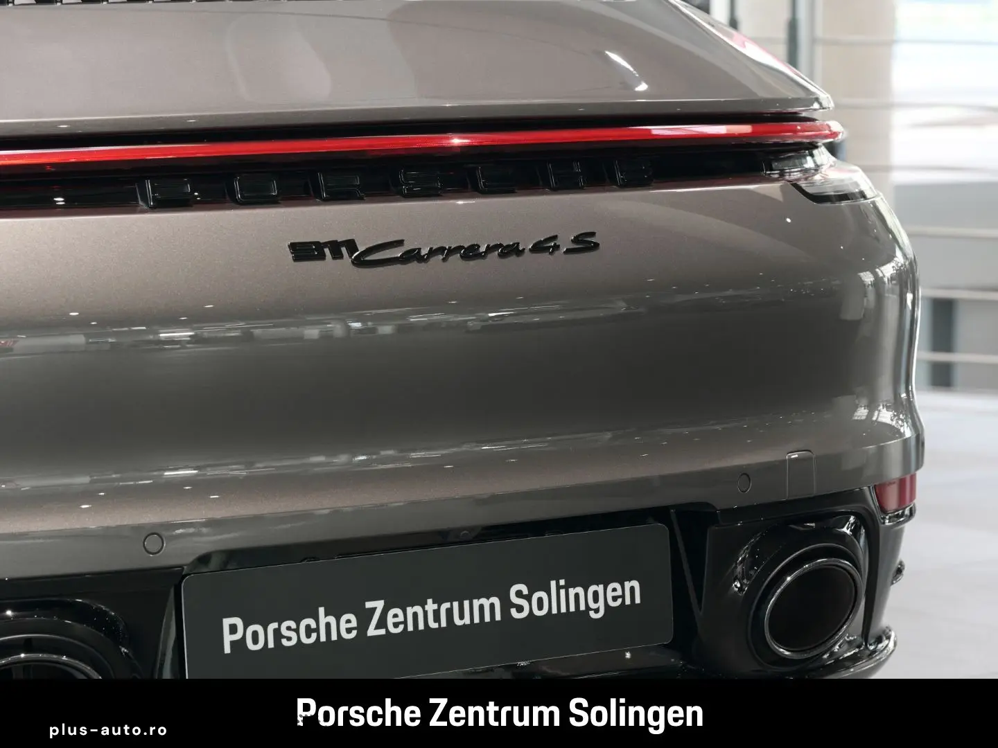 PORSCHE 992 911 Carrera 4S Cabrio Chrono