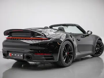 PORSCHE 992 Cabrio 3.0 Carrera 4 S