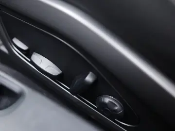 PORSCHE 992 Cabrio 3.0 Carrera 4 S