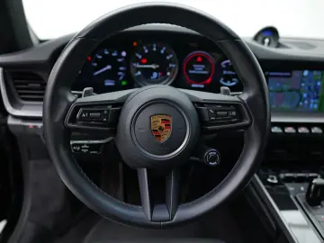 PORSCHE 992 Cabrio 3.0 Carrera 4 S