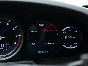 PORSCHE 992 Cabrio 3.0 Carrera 4 S