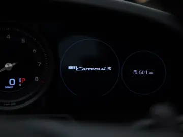 PORSCHE 992 Cabrio 3.0 Carrera 4 S