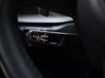 PORSCHE 992 Cabrio 3.0 Carrera 4 S