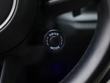 PORSCHE 992 Cabrio 3.0 Carrera 4 S