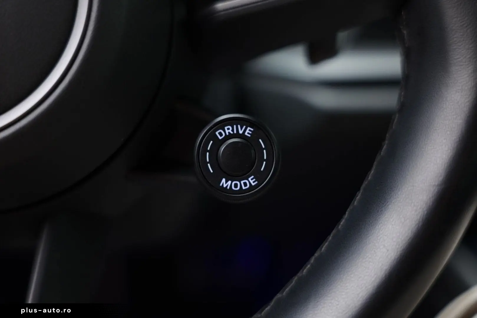 PORSCHE 992 Cabrio 3.0 Carrera 4 S