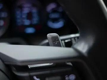 PORSCHE 992 Cabrio 3.0 Carrera 4 S