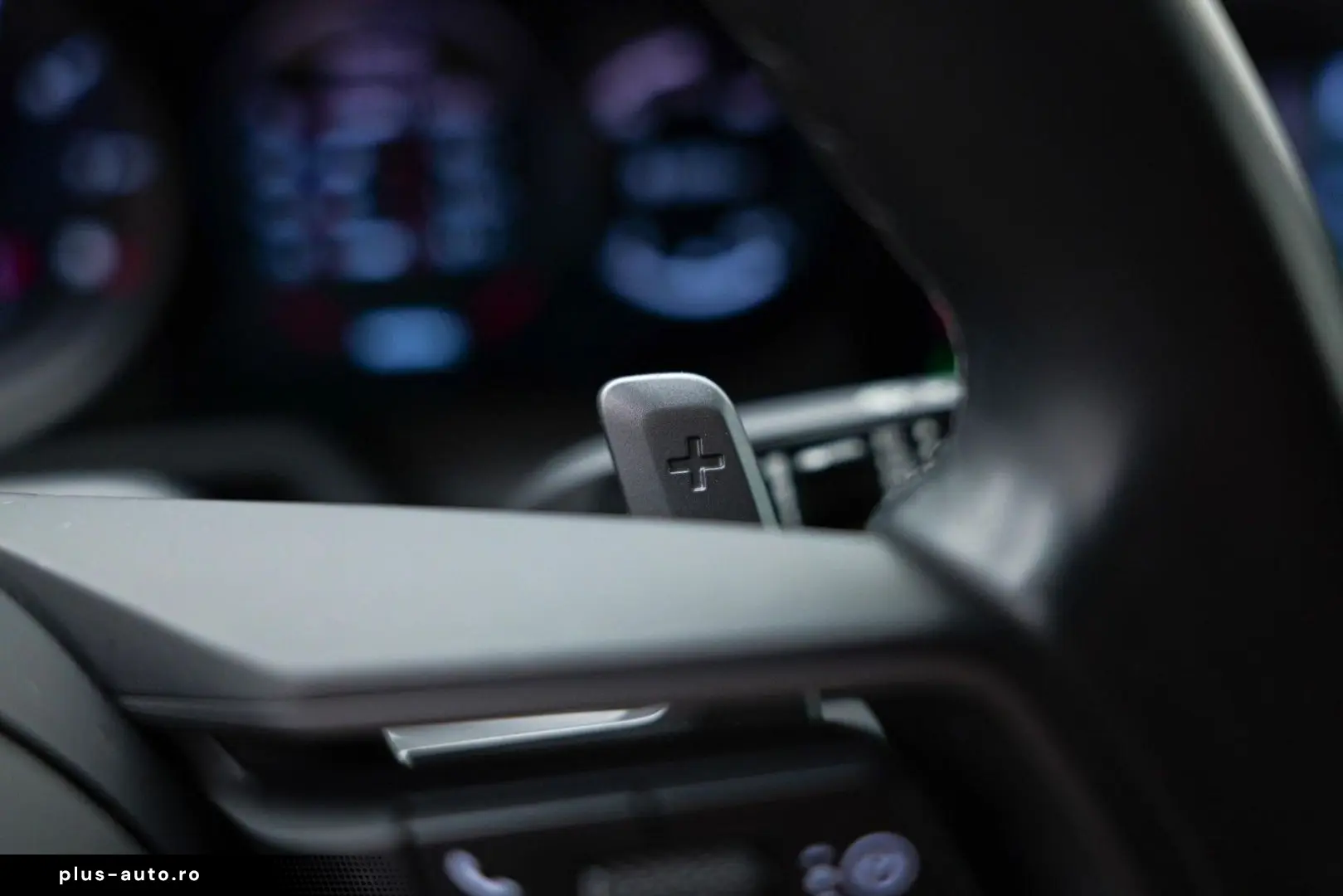 PORSCHE 992 Cabrio 3.0 Carrera 4 S