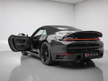 PORSCHE 992 Cabrio 3.0 Carrera 4 S