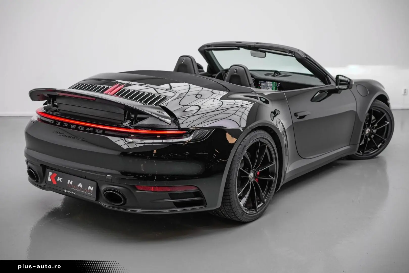 PORSCHE 992 Cabrio 3.0 Carrera 4 S