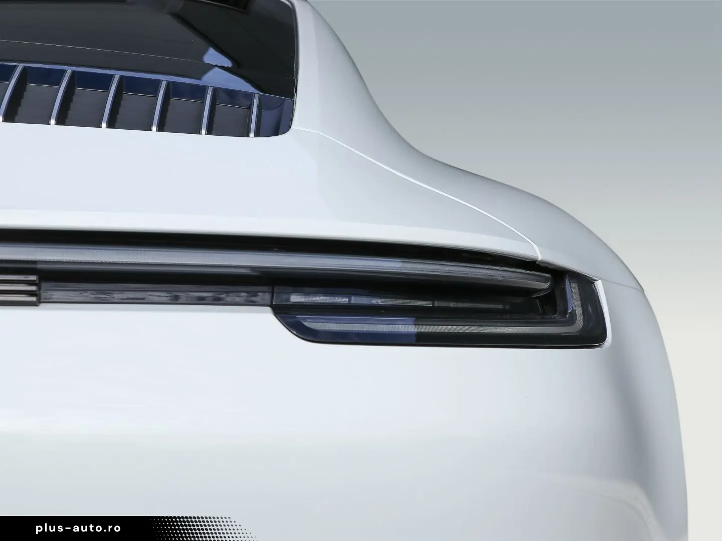 PORSCHE 992 911 Carrera 4S LED-Matrix Sportabgas BOSE