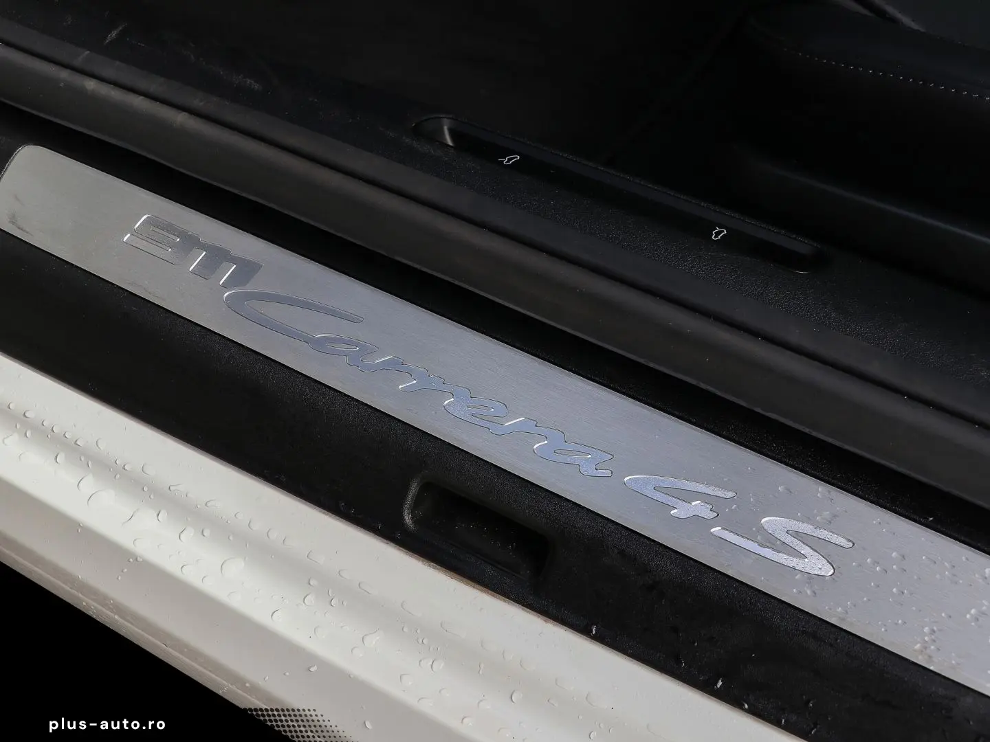 PORSCHE 992 911 Carrera 4S LED-Matrix Sportabgas BOSE