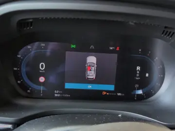 VOLVO XC60 B5 AWD R-Kam Panor Harman Voll-LED Lenkradh