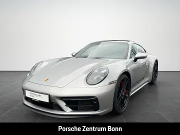 PORSCHE 992 911 Carrera 4 GTS