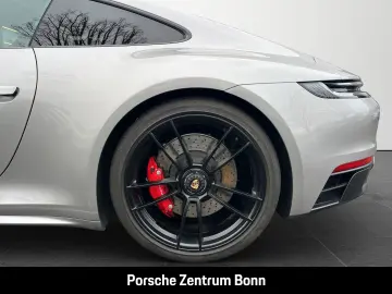 PORSCHE 992 911 Carrera 4 GTS
