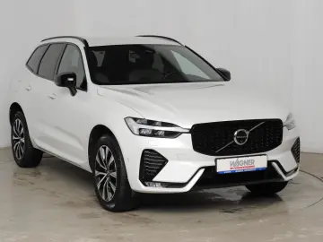 VOLVO XC60 B4 D Plus Dark  Business- & Lichtpak. 360