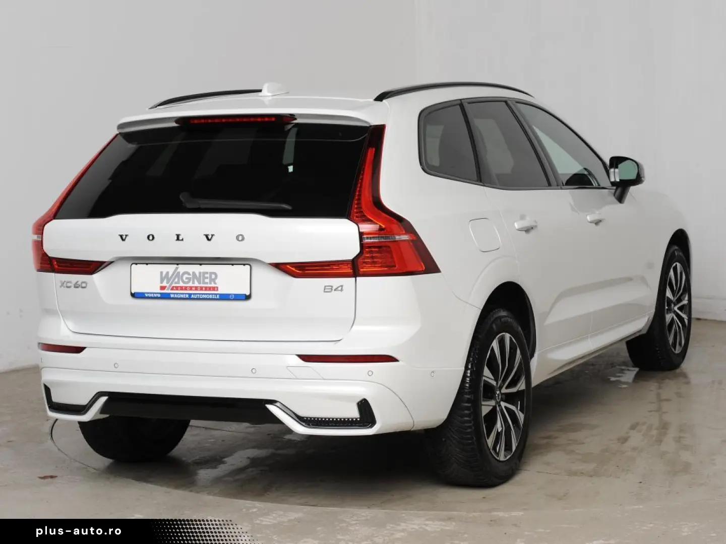 VOLVO XC60 B4 D Plus Dark  Business- & Lichtpak. 360