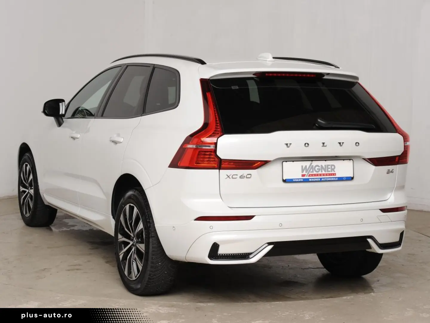 VOLVO XC60 B4 D Plus Dark  Business- & Lichtpak. 360