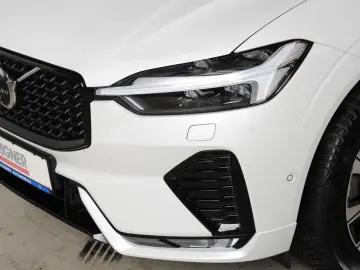 VOLVO XC60 B4 D Plus Dark  Business- & Lichtpak. 360