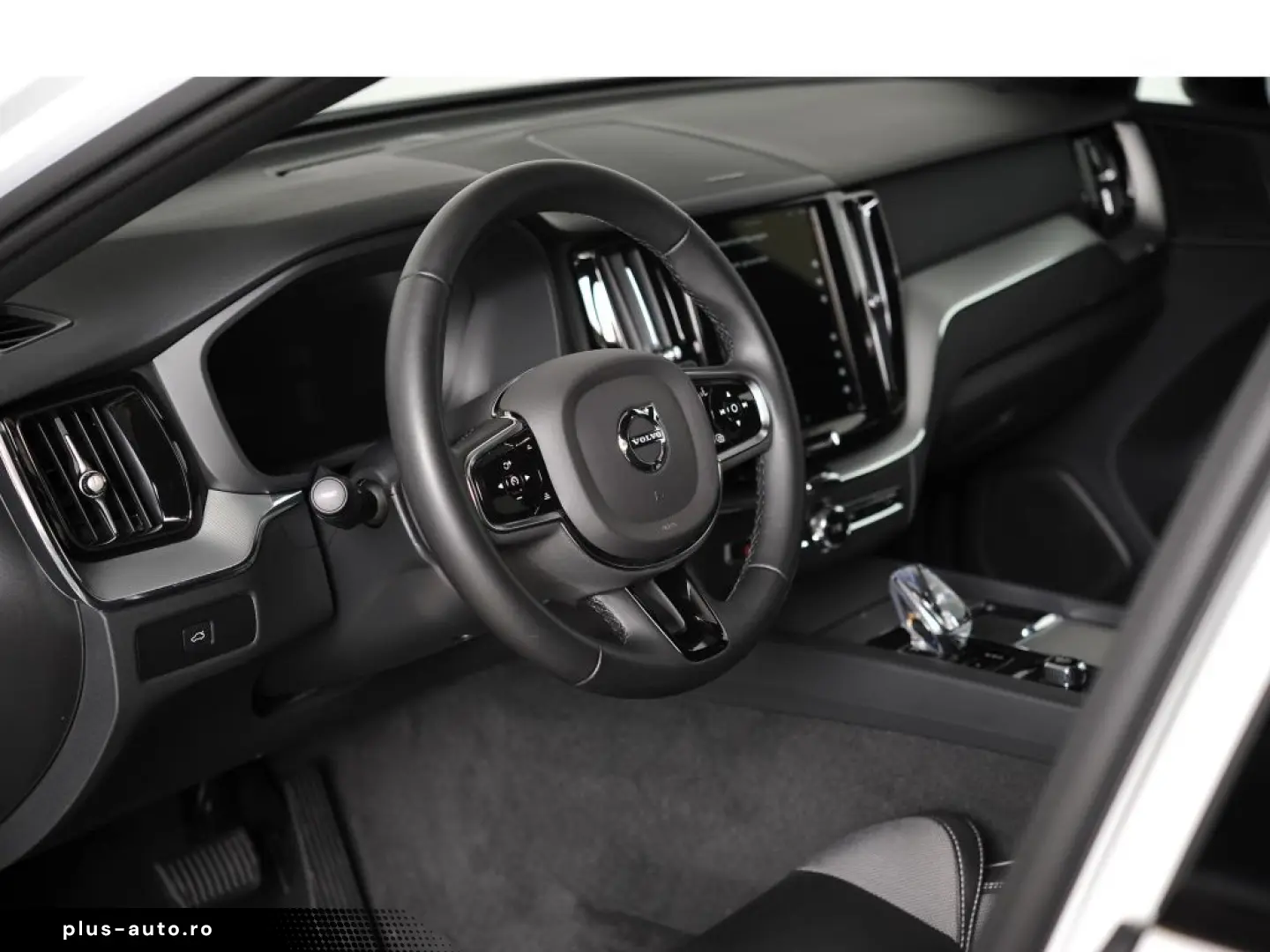 VOLVO XC60 B4 D Plus Dark  Business- & Lichtpak. 360