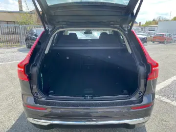 VOLVO XC60 B4 AWD Plus Bright 20  4xSHZ ACC LED STHZ