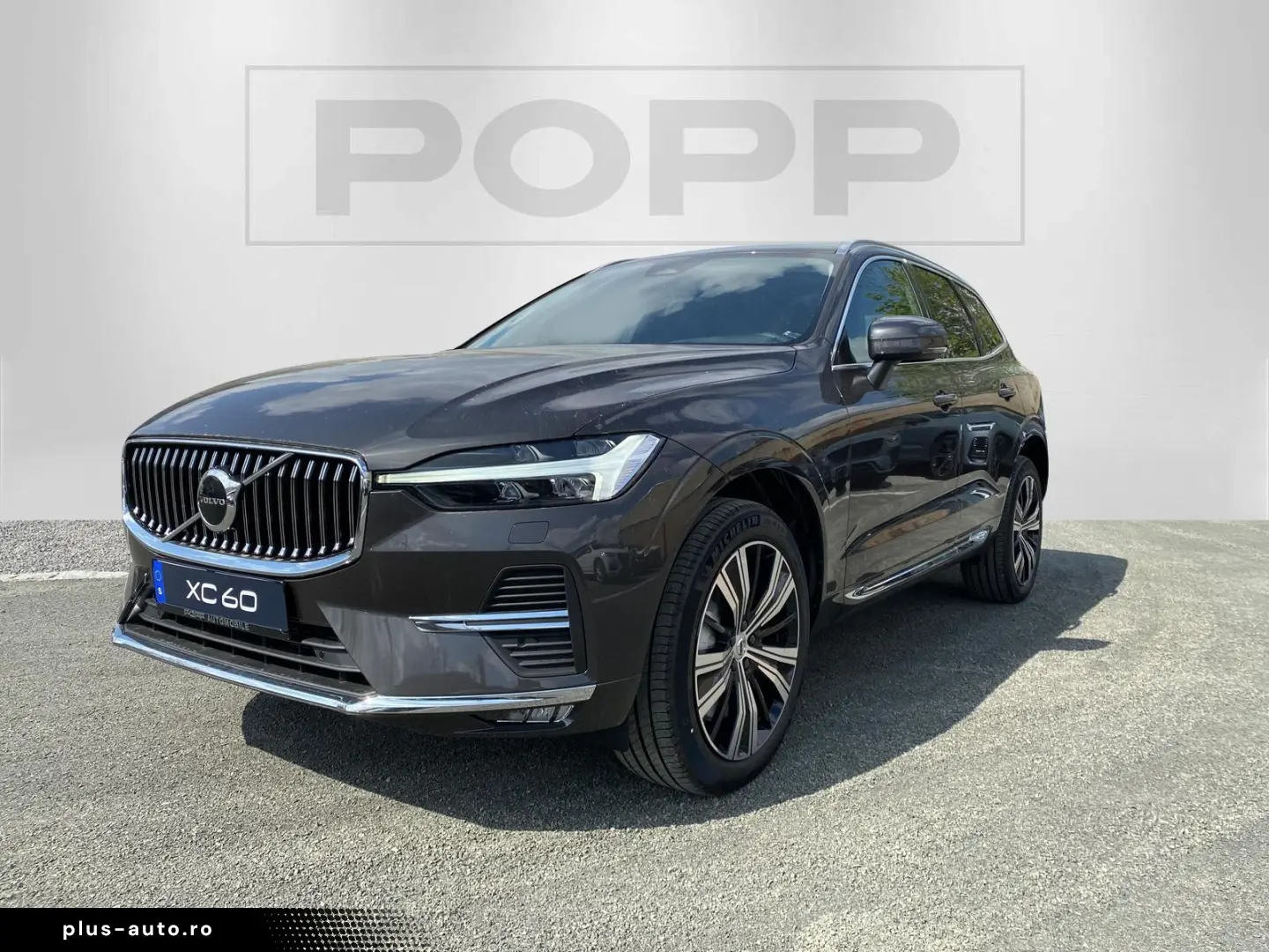 VOLVO XC60 B4 AWD Plus Bright 20  4xSHZ ACC LED STHZ