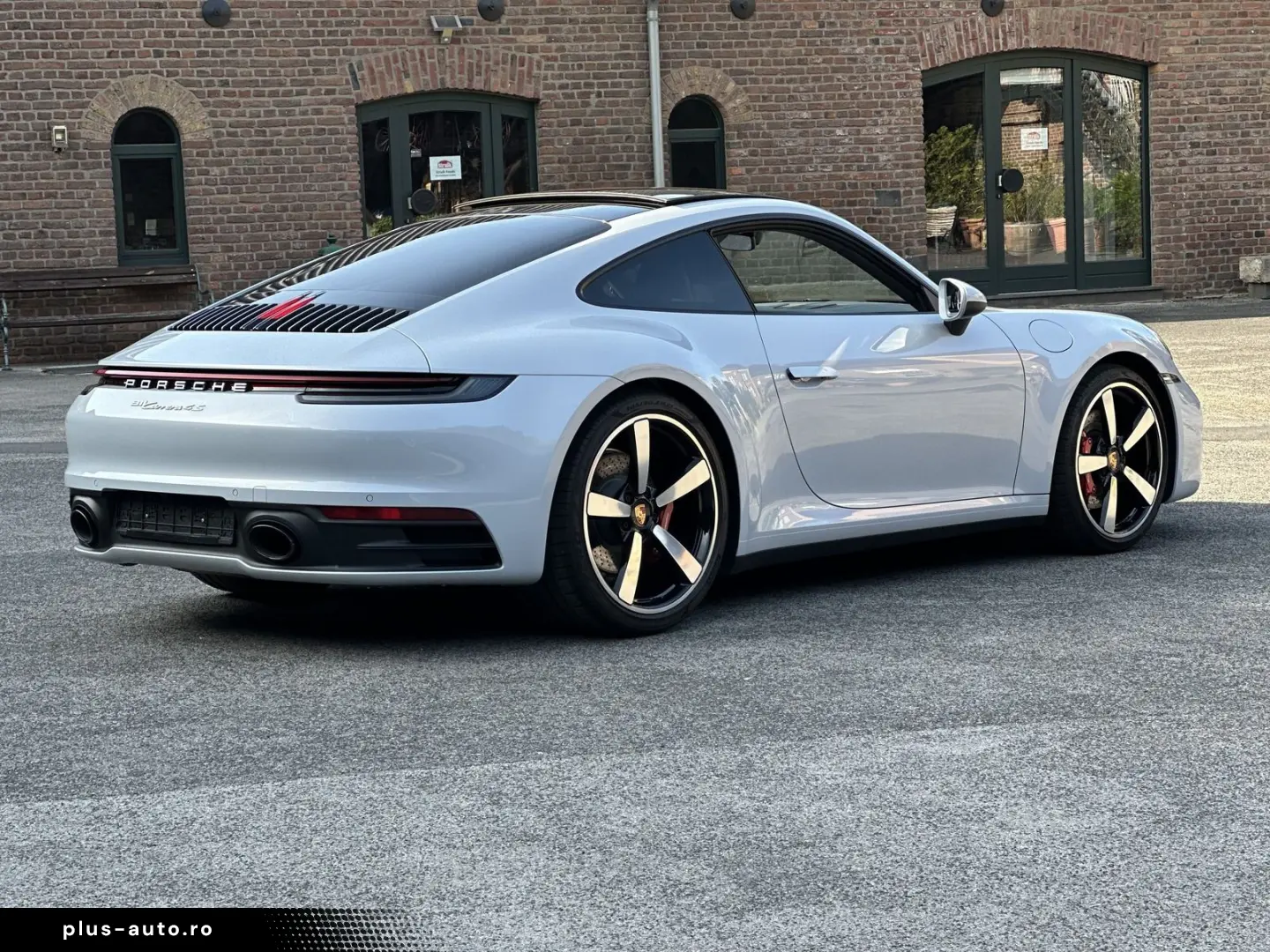 PORSCHE 992 911 Carrera 4S SPORT