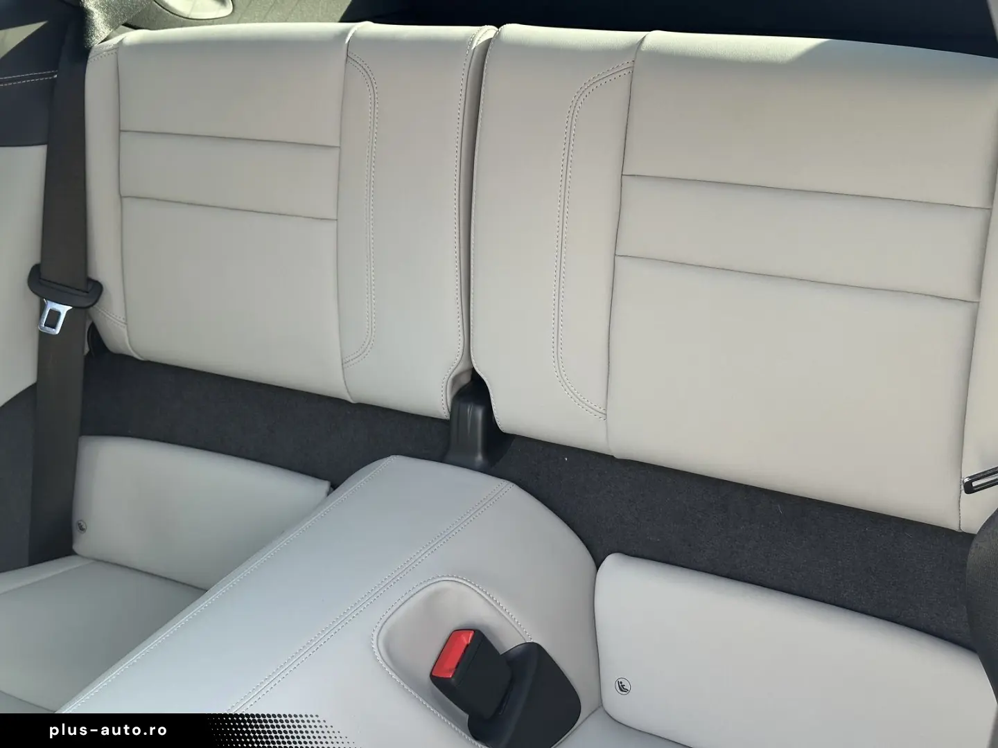 PORSCHE 992 911 Carrera 4S SPORT