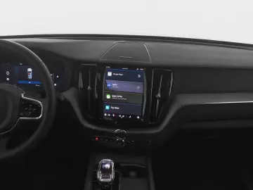 VOLVO XC60 B4 Benzin Plus Dark 19  AHK ACC H&K 360