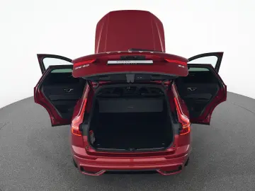 VOLVO XC60 B4 Benzin Plus Dark 19  AHK ACC H&K 360