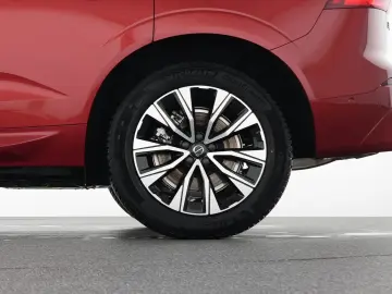 VOLVO XC60 B4 Benzin Plus Dark 19  AHK ACC H&K 360