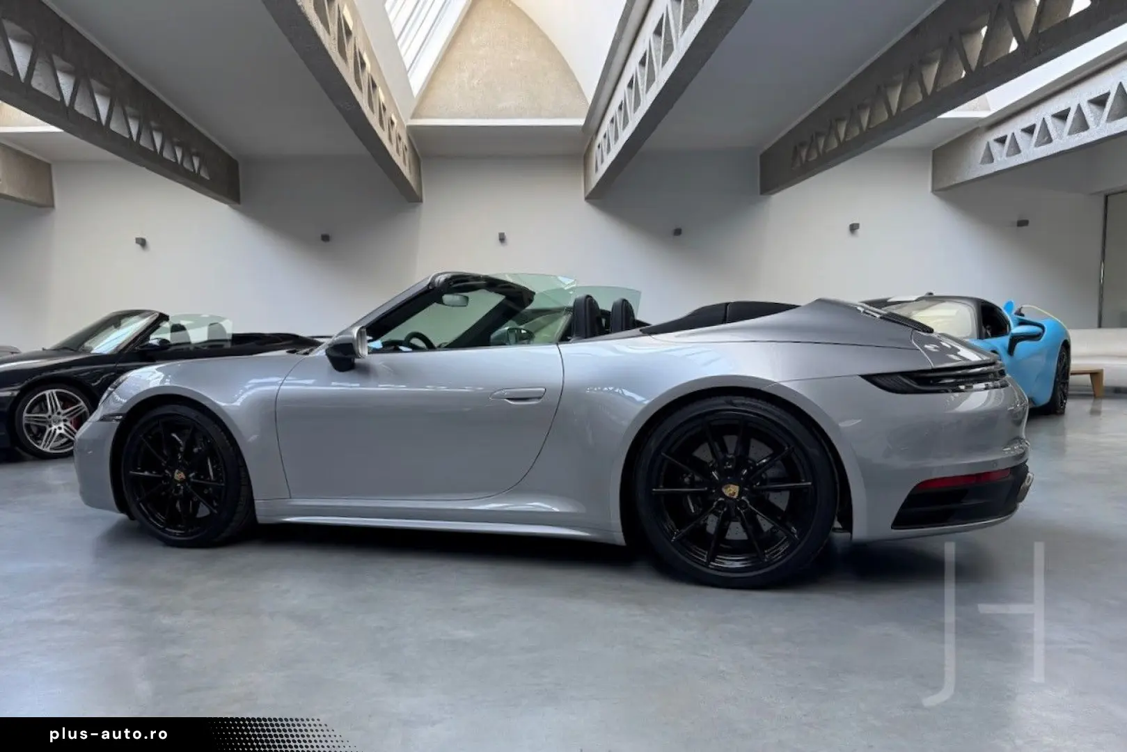 PORSCHE 992 Carrera 4S Cabriolet