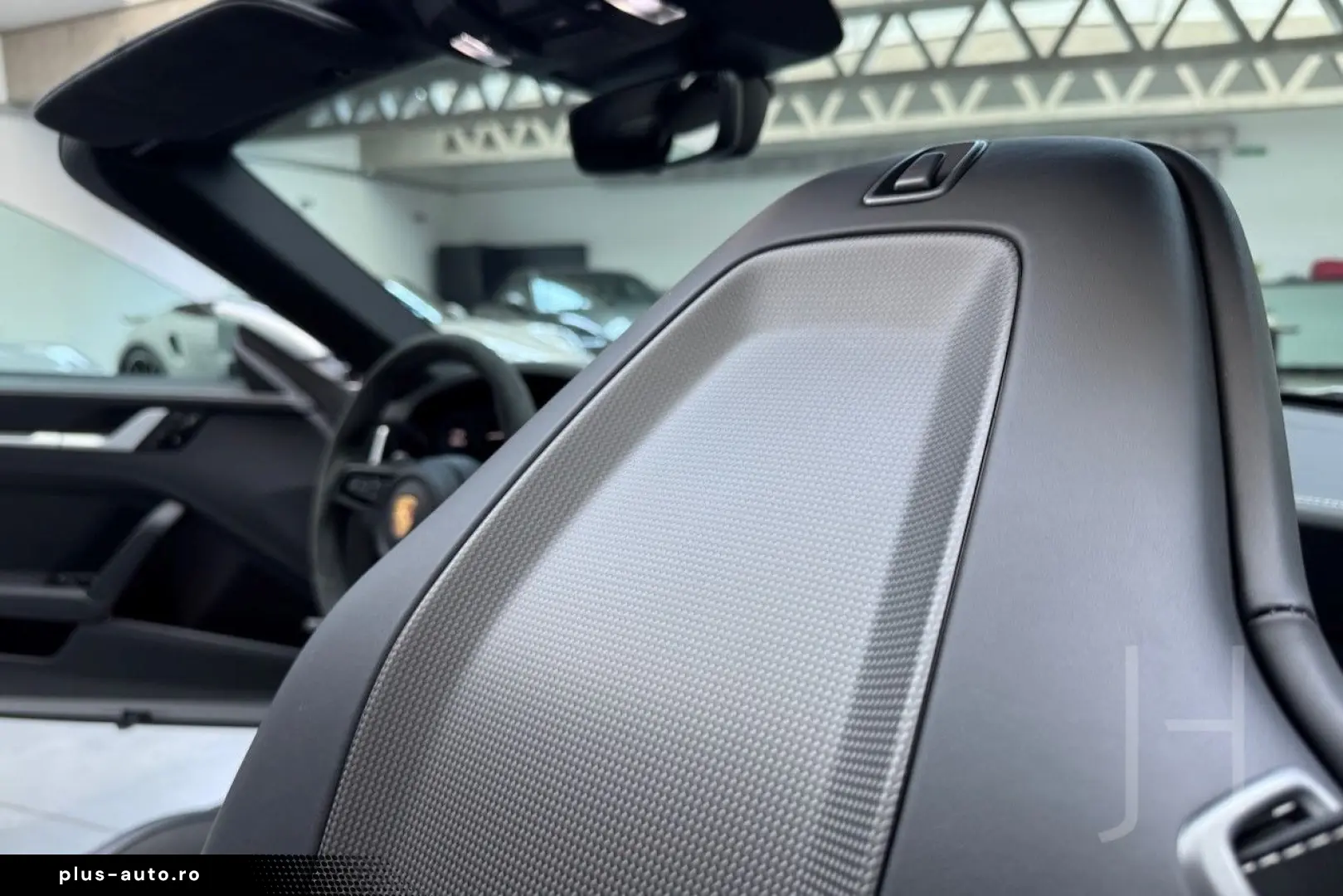 PORSCHE 992 Carrera 4S Cabriolet