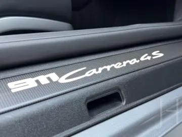 PORSCHE 992 Carrera 4S Cabriolet